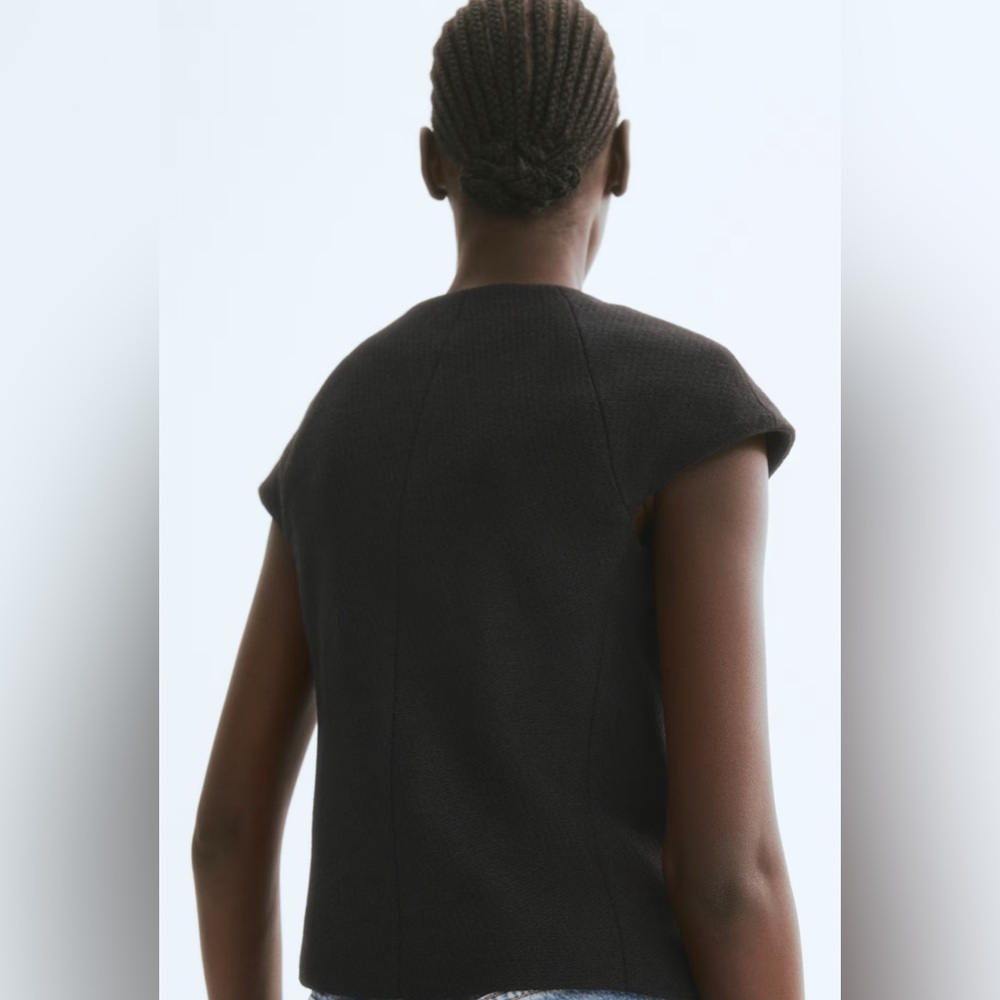 H&M Button-Front Top NWOT - Picture 3 of 9